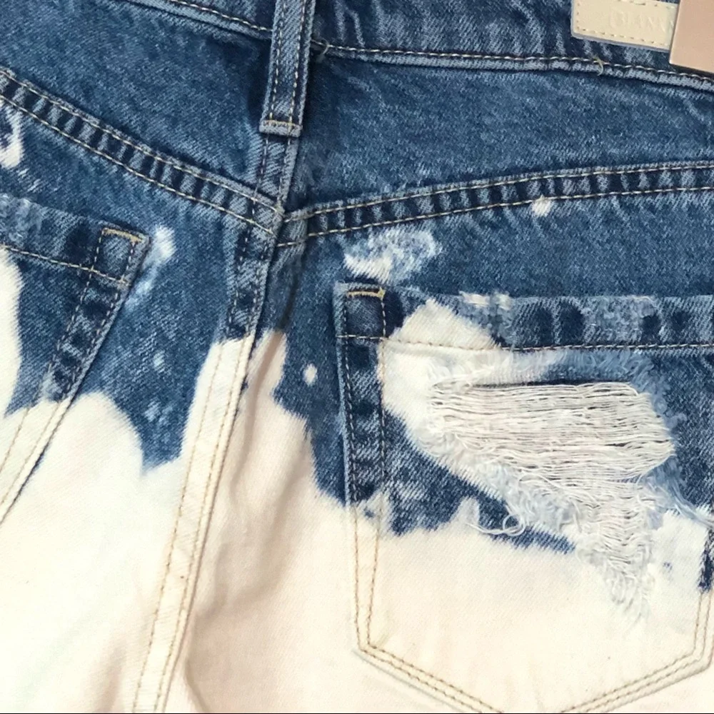 \Blank NYC\• The Essex Classic Cutoff Shorts